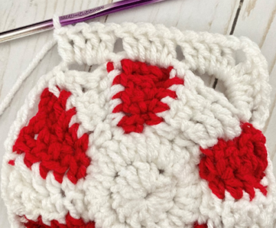 Peppermint Granny Square - Crochet Pattern ~ Crafty Kitty Crochet