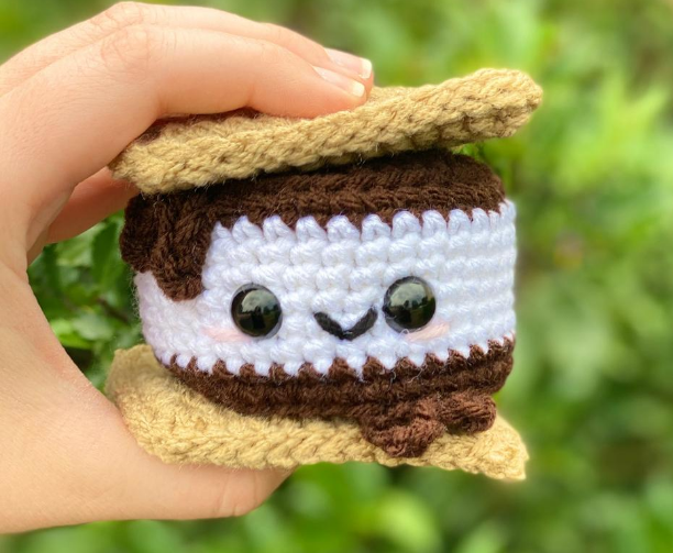 A Crocheted Mini S’mores Stuffed Toy 