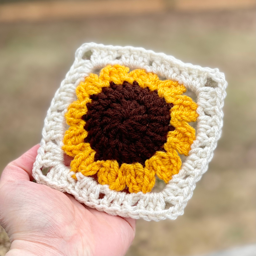 Sunflower Granny Square Coaster - Crochet Pattern ~ Crafty Kitty Crochet