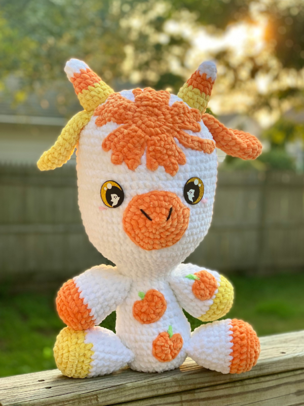 I made a plushie candy corn bat using premier parfait chunky yarn